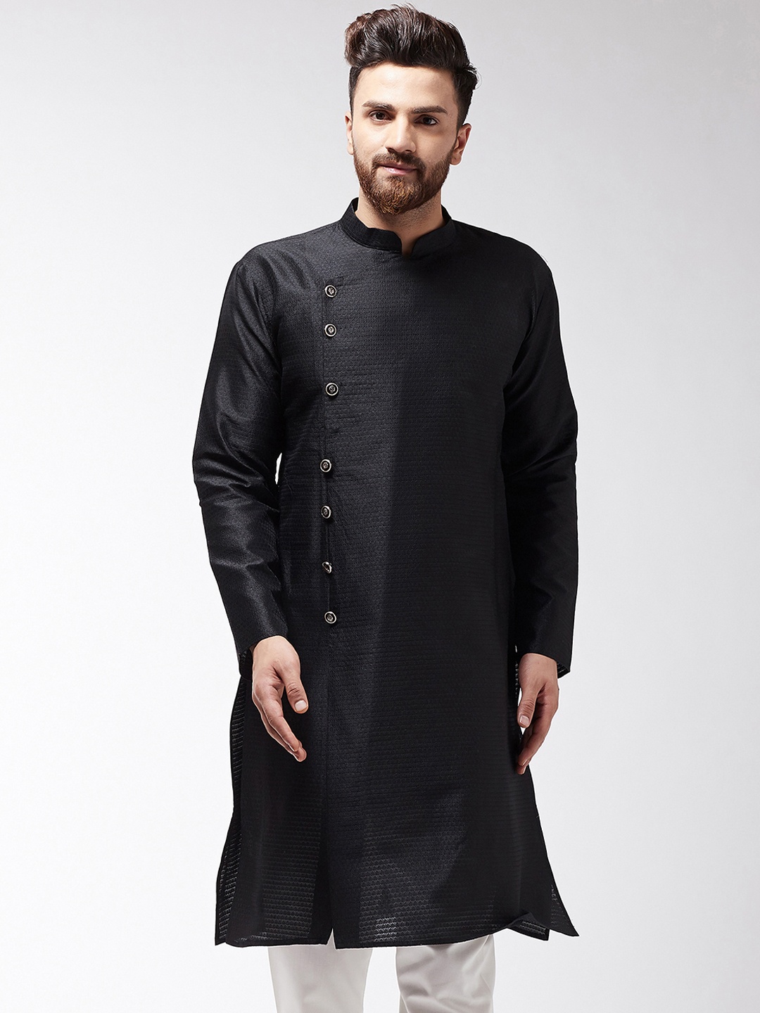 

SOJANYA Men Black Solid Straight Kurta