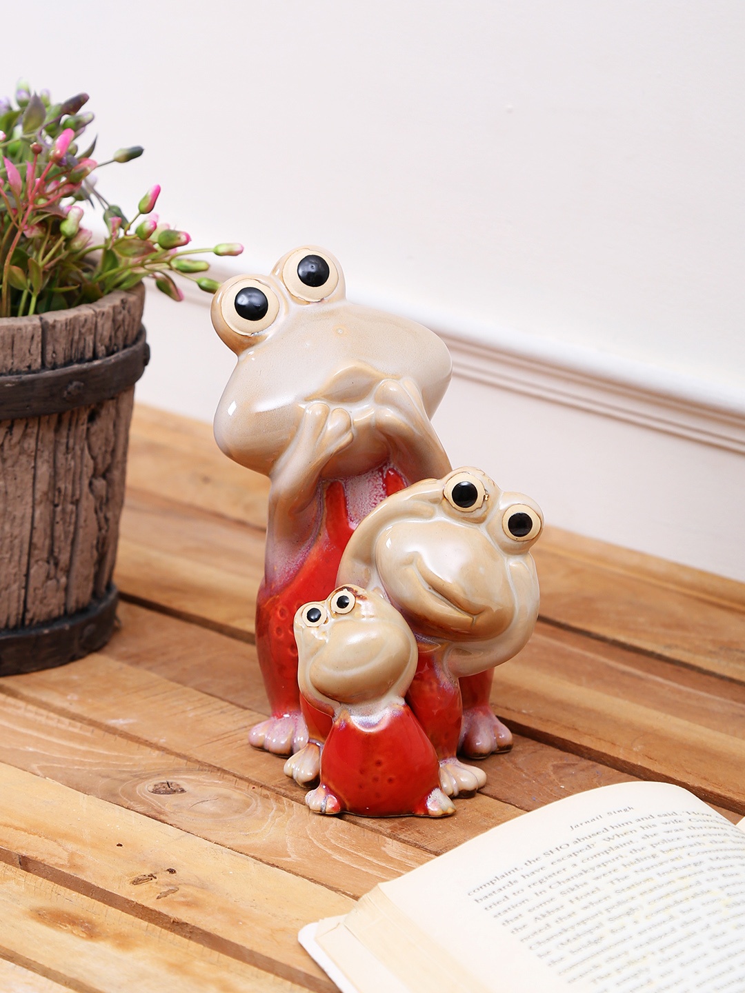 TAYHAA Set of 3 Red & Beige Frogs Ceramic Showpiece