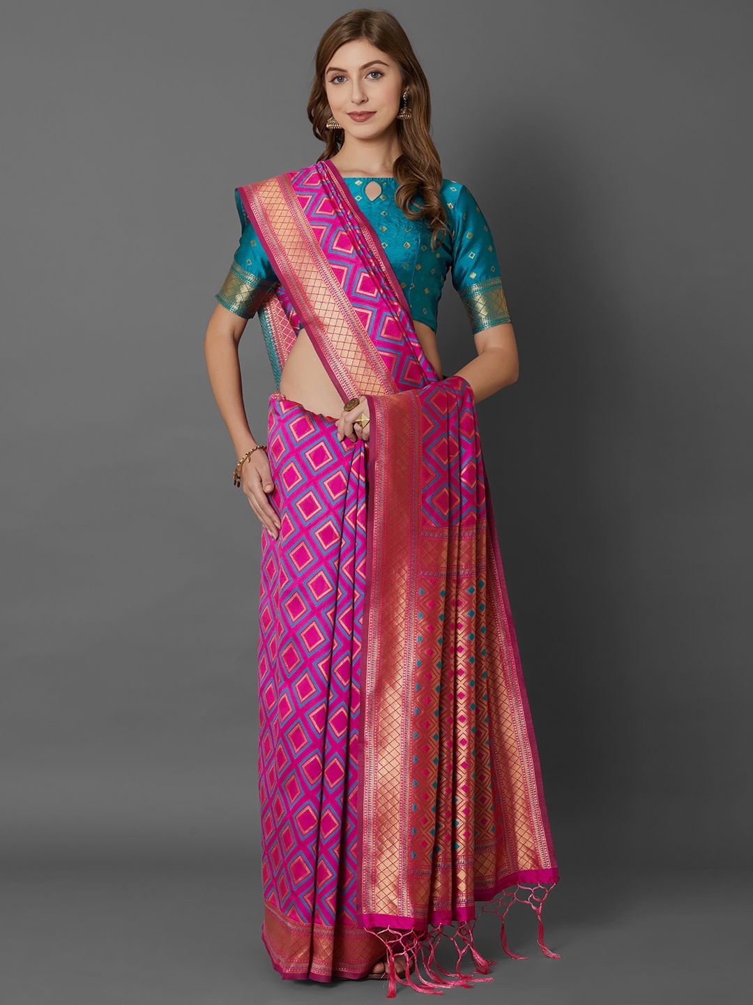 

Mitera Pink & Gold-Coloured Silk Blend Woven Design Banarasi Saree