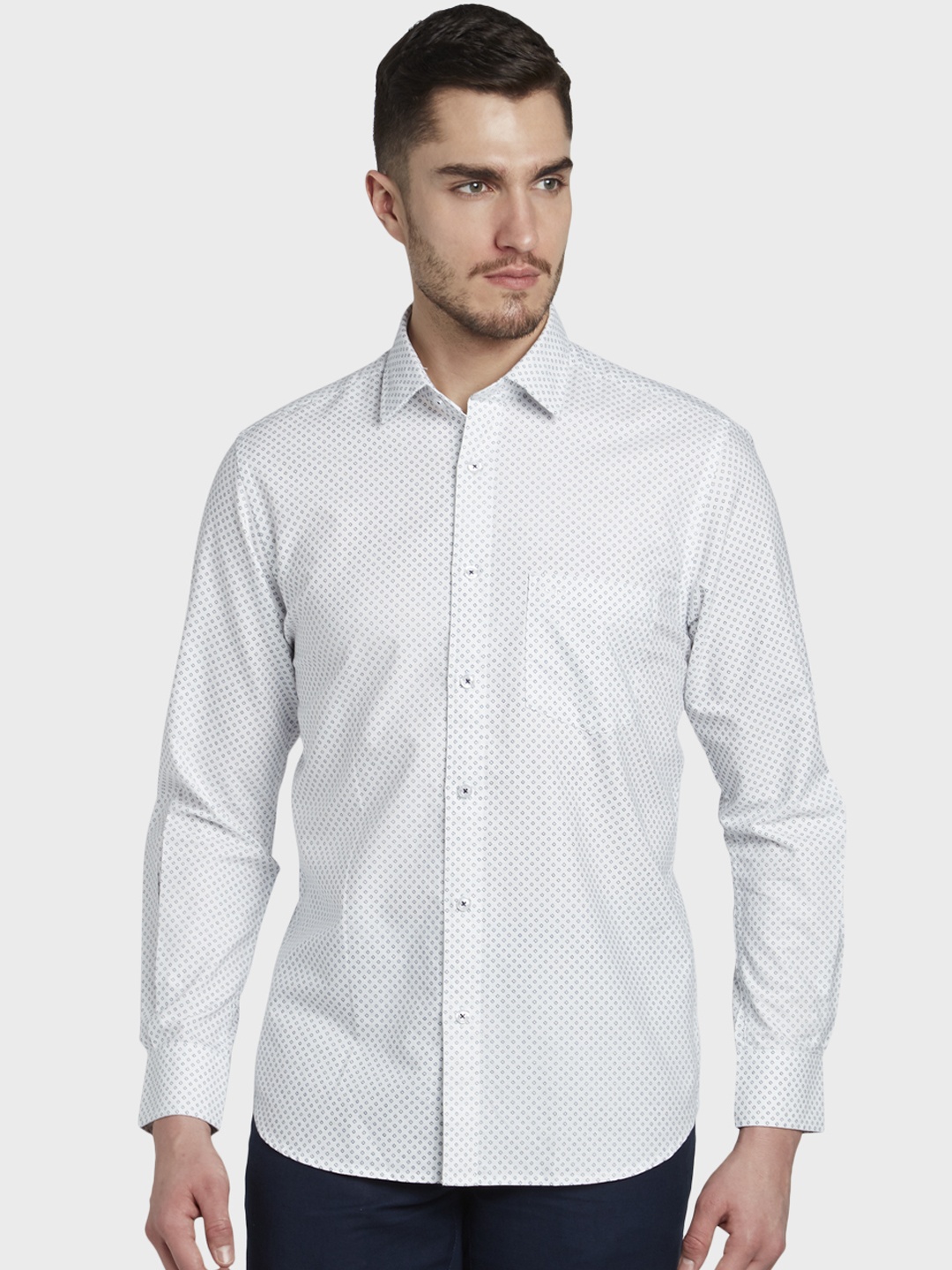 

ColorPlus Men White Tailored Fit Printed Casual Shirt