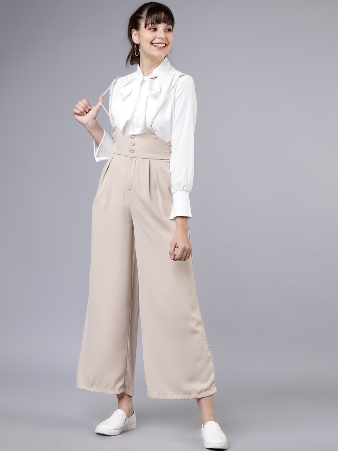 

Tokyo Talkies Women Beige Solid Regular-Fit Dungarees