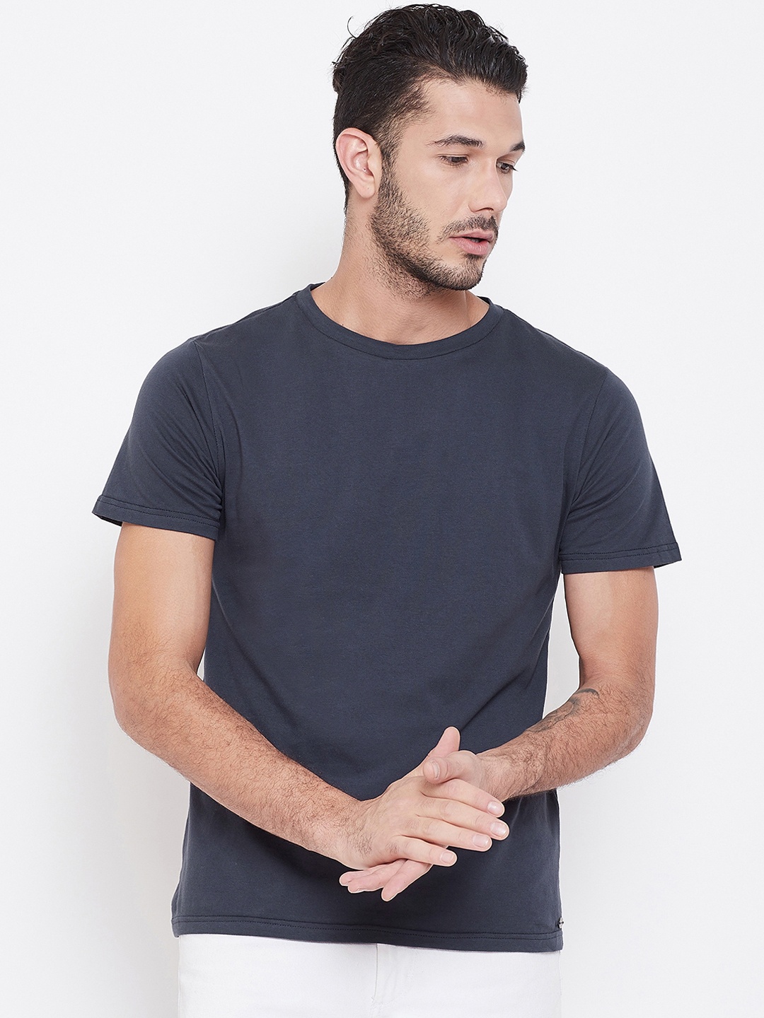 

JUMP USA Men Navy Blue Solid Round Neck Pure Cotton T-shirt