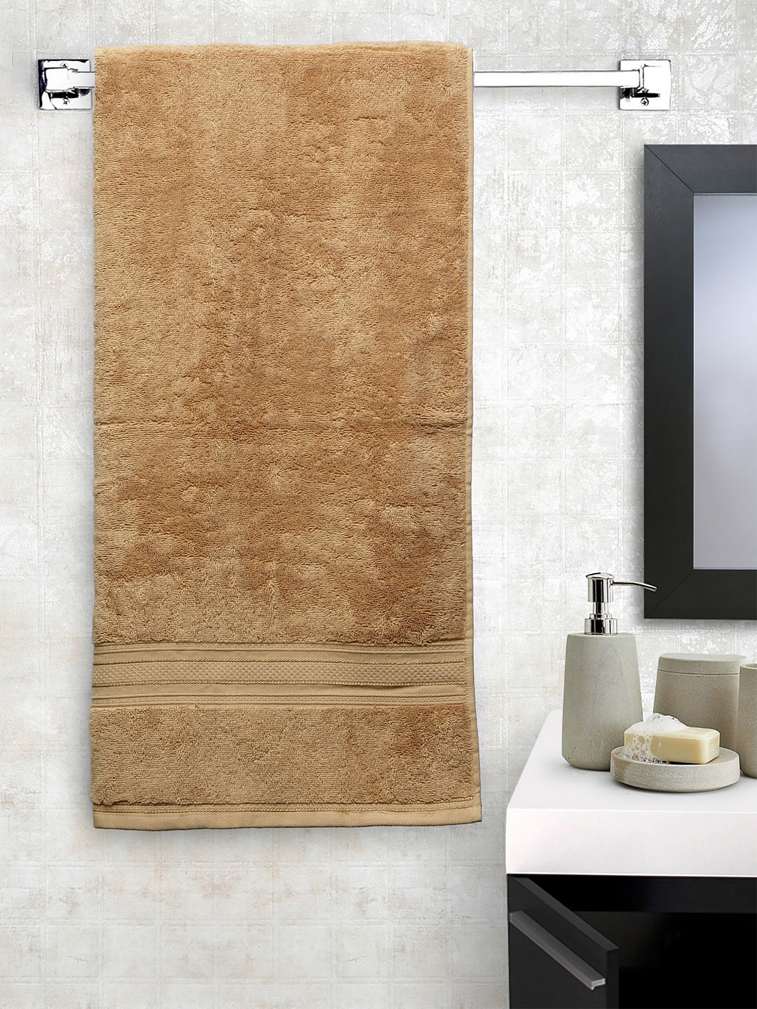 

Trident Unisex Gold-Toned Solid Cotton Bath Towel