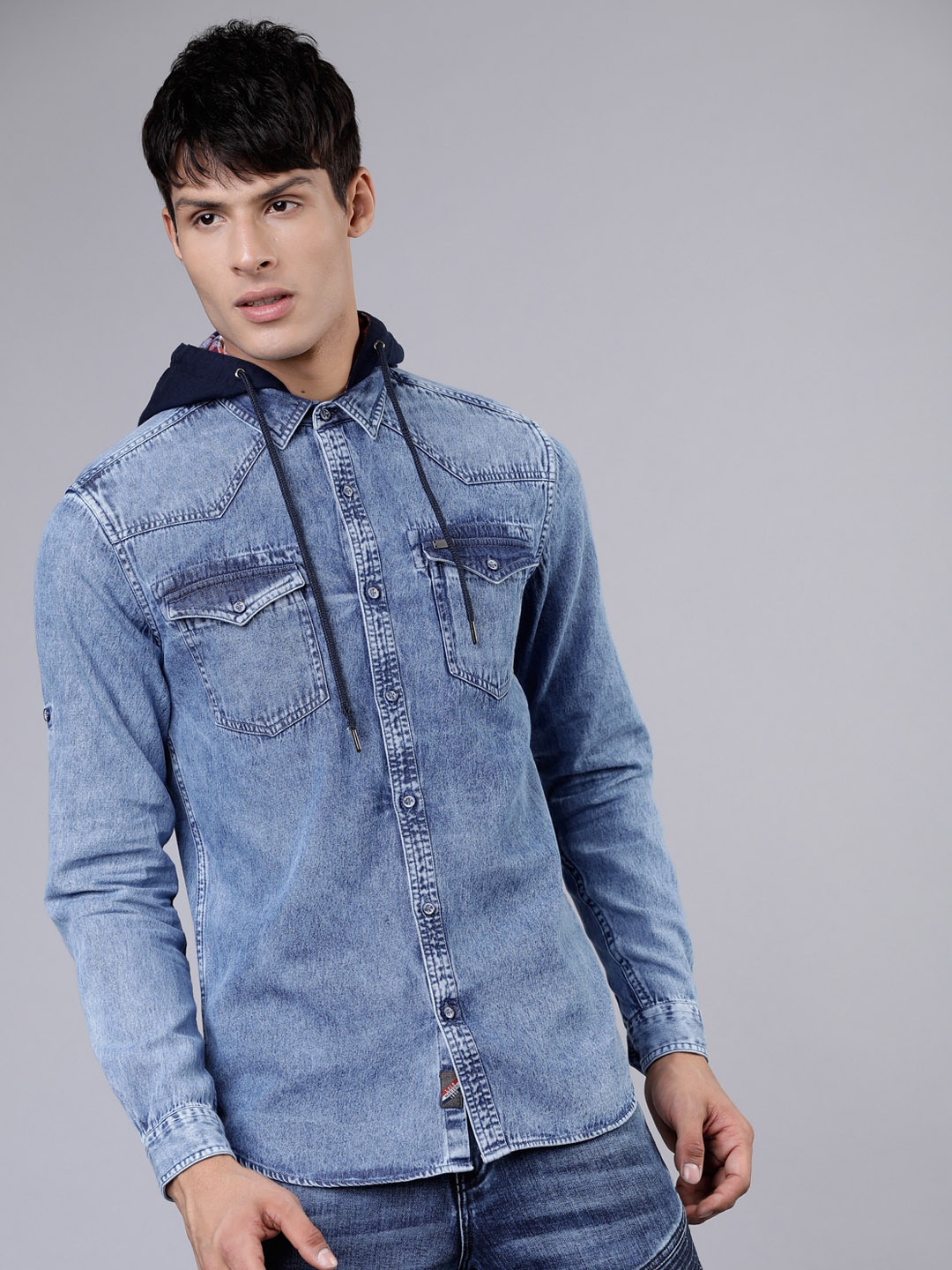 

LOCOMOTIVE Men Blue Slim Fit Faded Hooded Casual Shirt