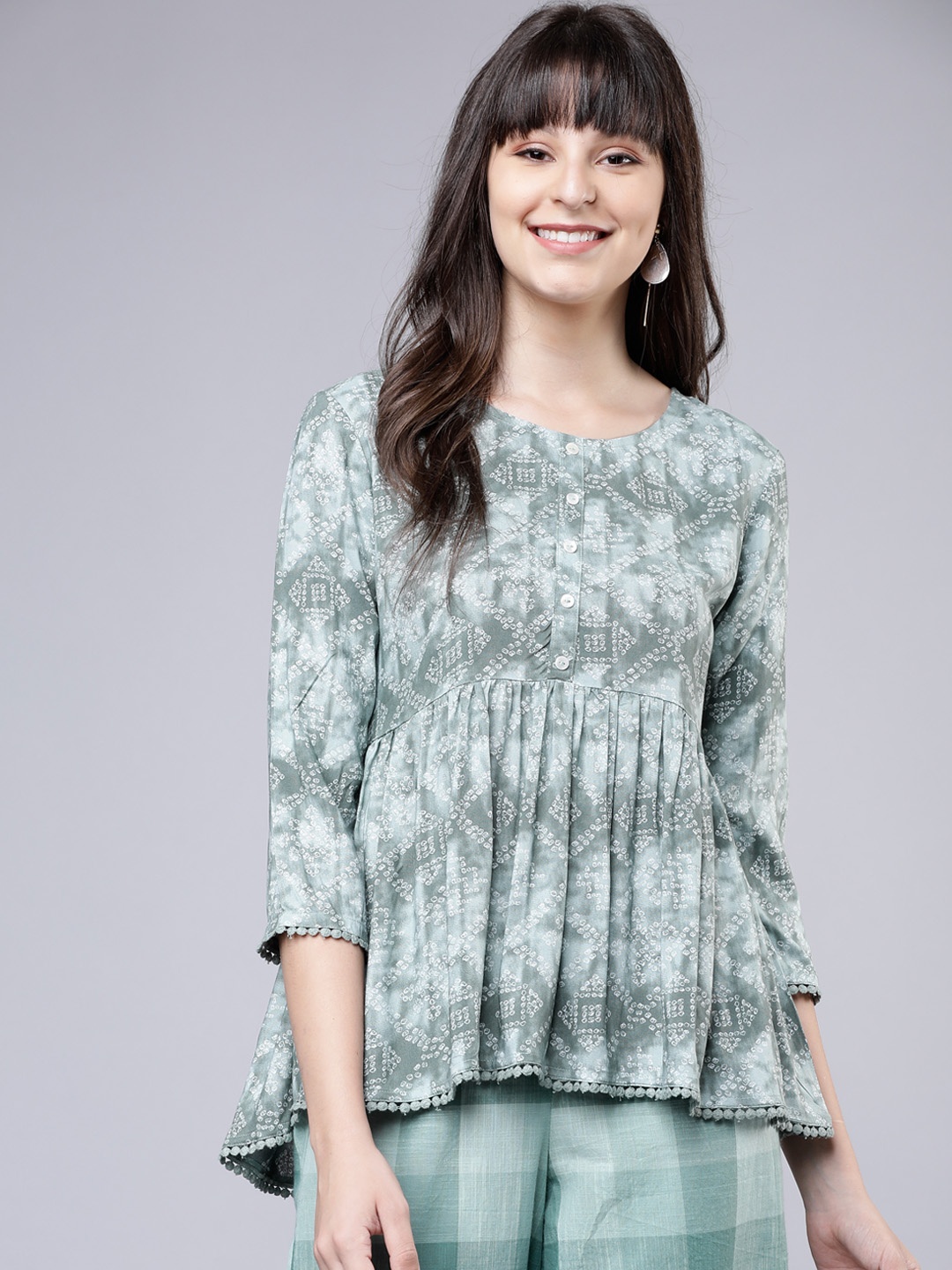 

Vishudh Women Green Printed A-Line Top