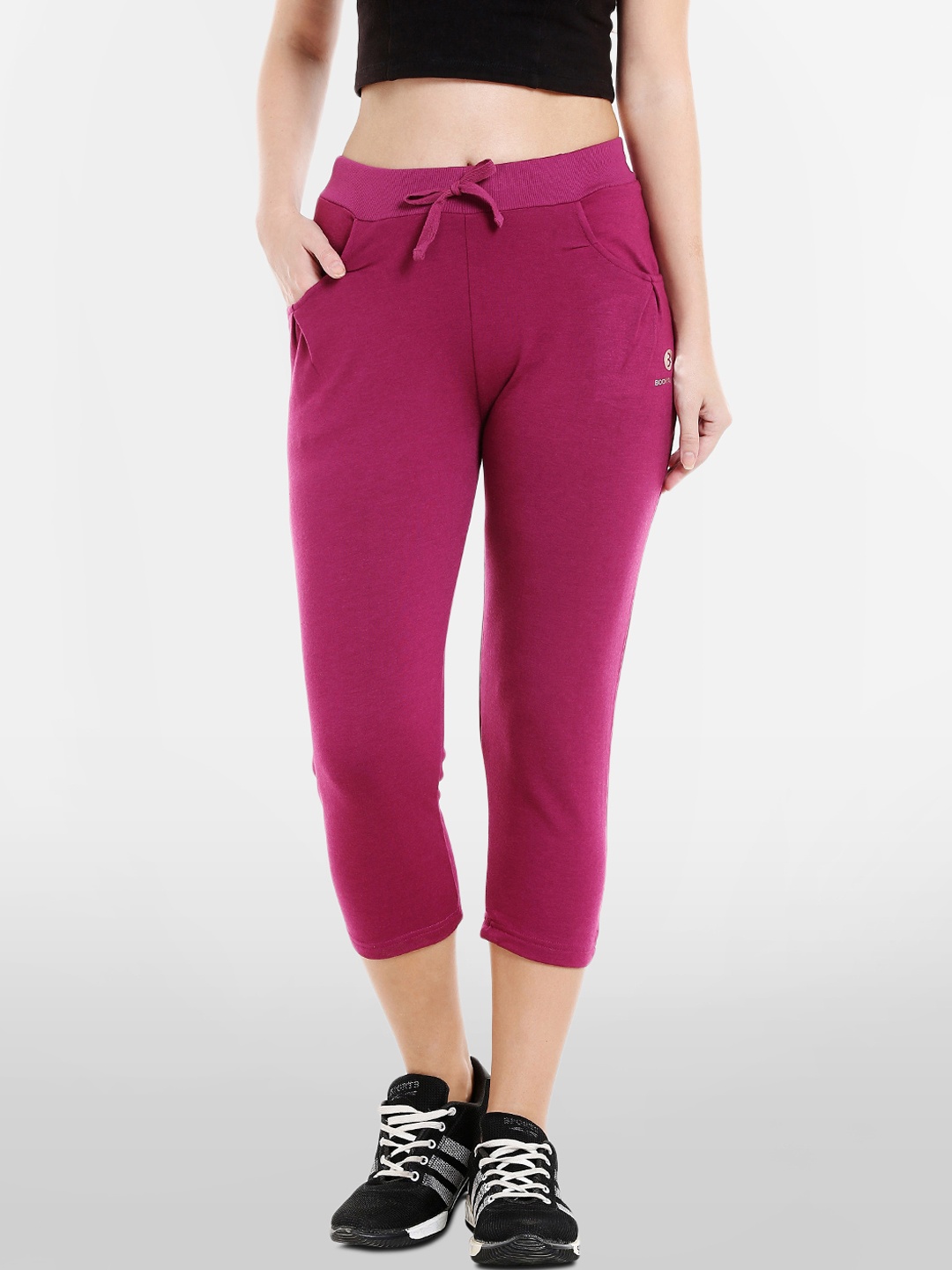 

BODYACTIVE Women Magenta Solid Regular Fit Capris