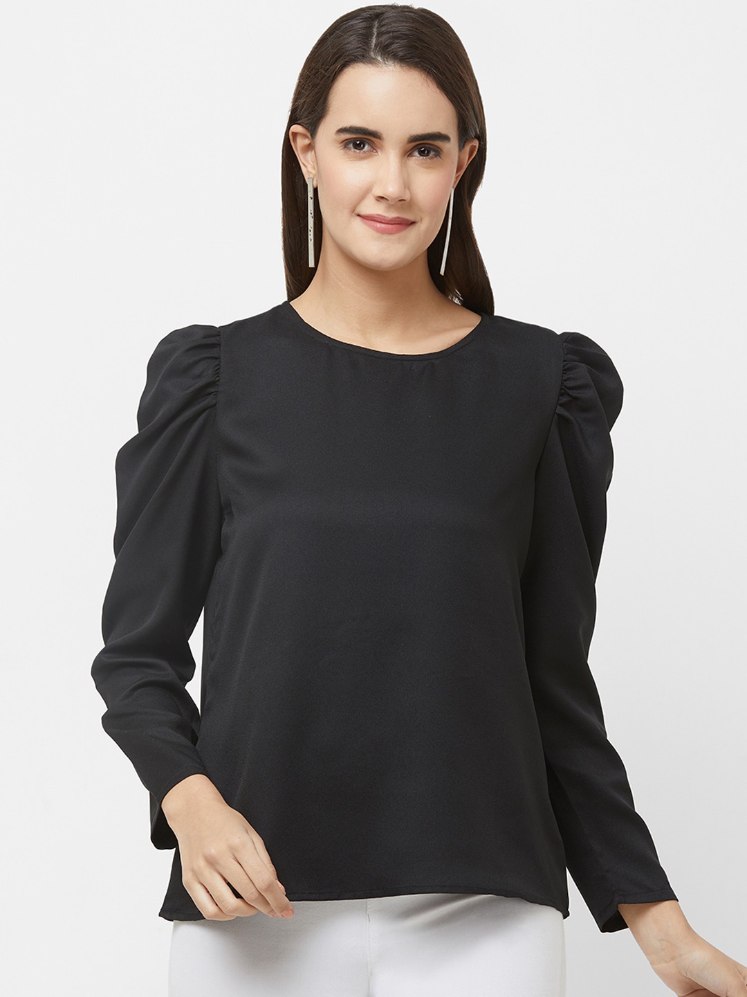 

109F Women Black Solid High-Low Top