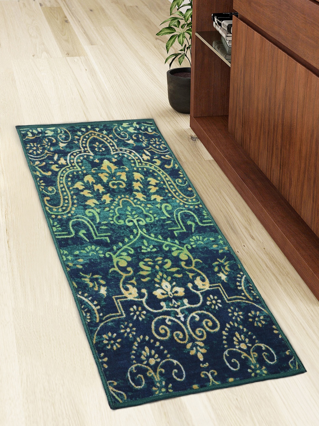 

Status Multicoloured Printed Anti-Skid Taba Runner, Multi