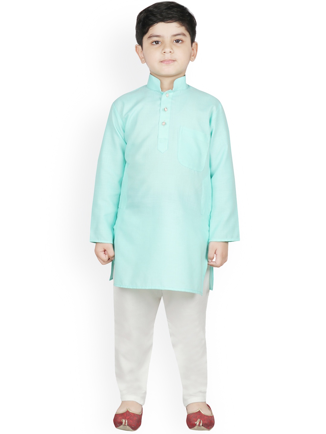 

SG YUVRAJ Boys Green & White Solid Kurta with Pyjamas