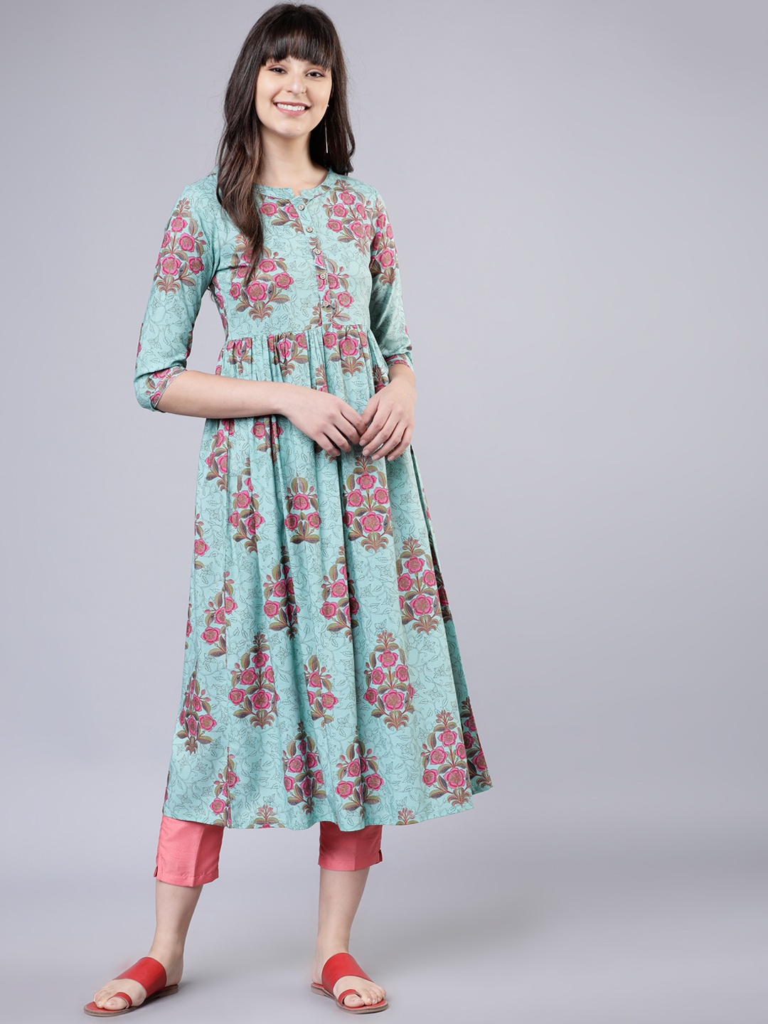 

Vishudh Women Blue & Pink Floral Print A-Line Kurta