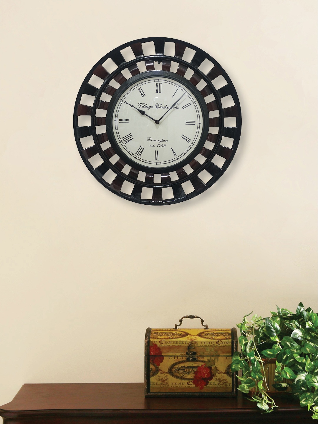 

RANDOM Off-White Round Solid 45.7 cm Wooden Analogue Wall Clock