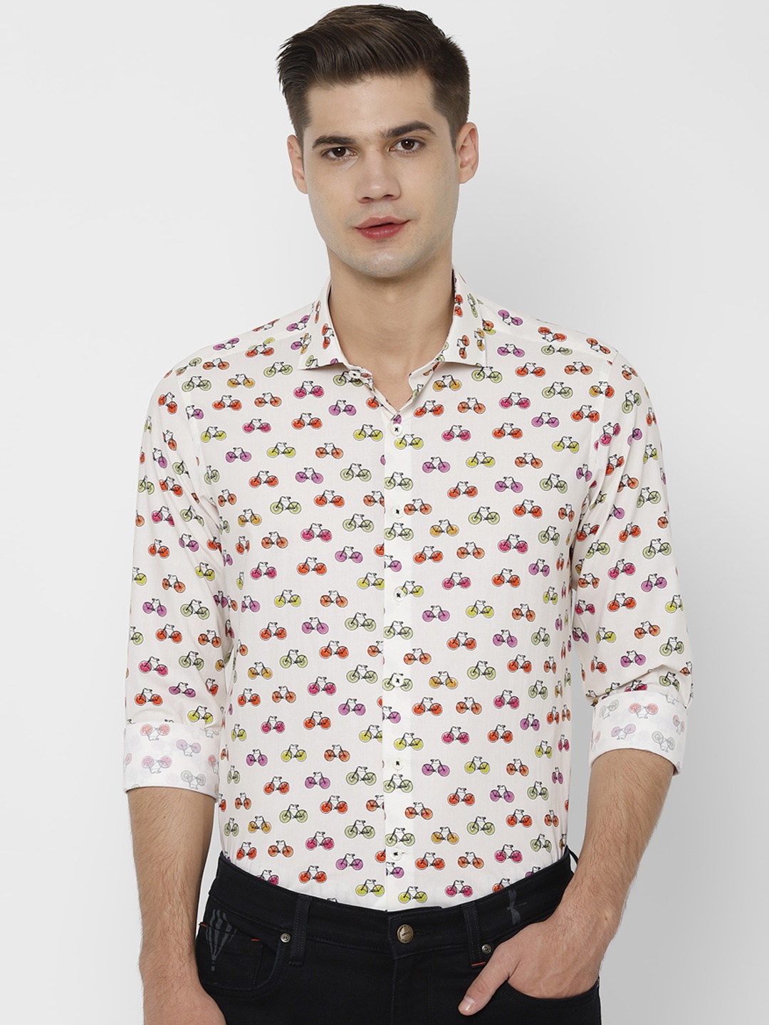 

SIMON CARTER LONDON Men White Slim Fit Printed Casual Shirt