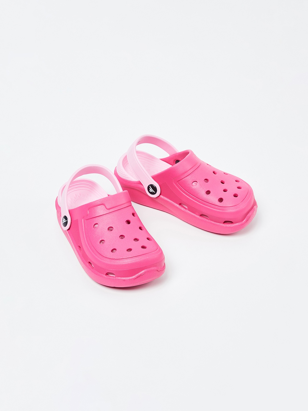 

Fame Forever by Lifestyle Girls Pink Solid Clogs