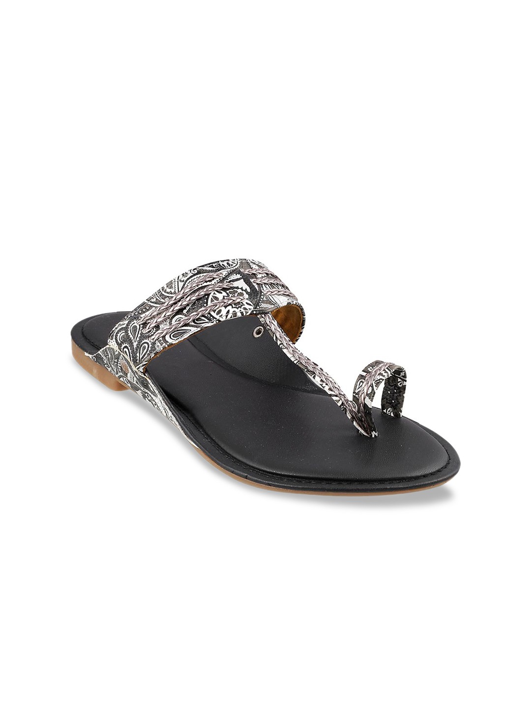 

WALKWAY by Metro Women Black Printed One Toe Flats