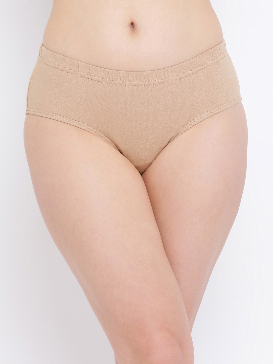 

Clovia Women Beige Solid Mid Rise Hipster Briefs PN3254P24XL
