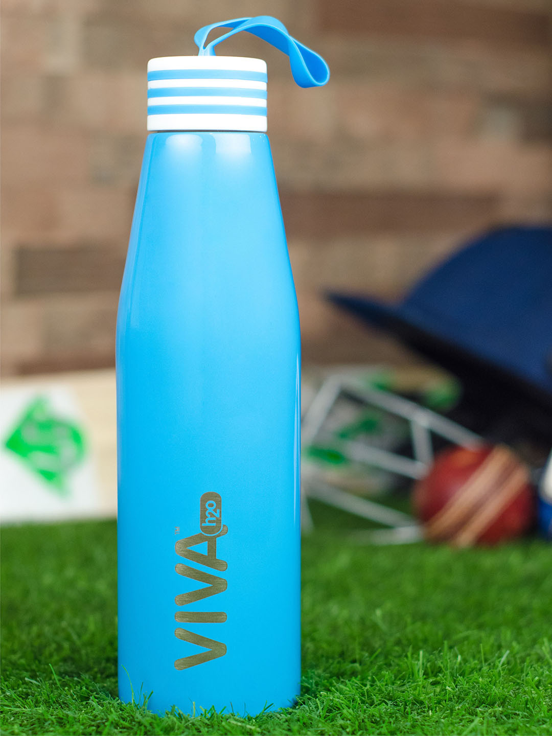 

VIVA h2o Blue Solid Stainless Steel Vaccum Insulated Water Bottle