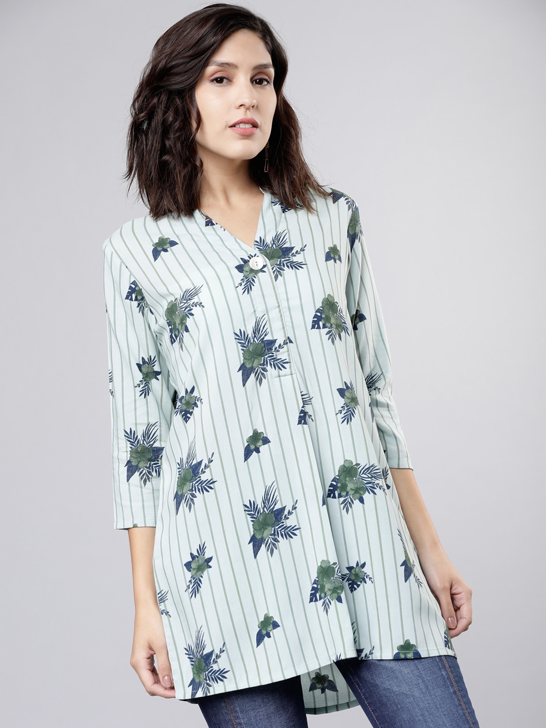 

Vishudh Women Blue Printed Tunic