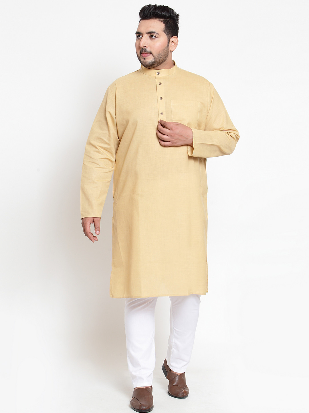

plusS Men Beige & White Solid Kurta with Pyjamas