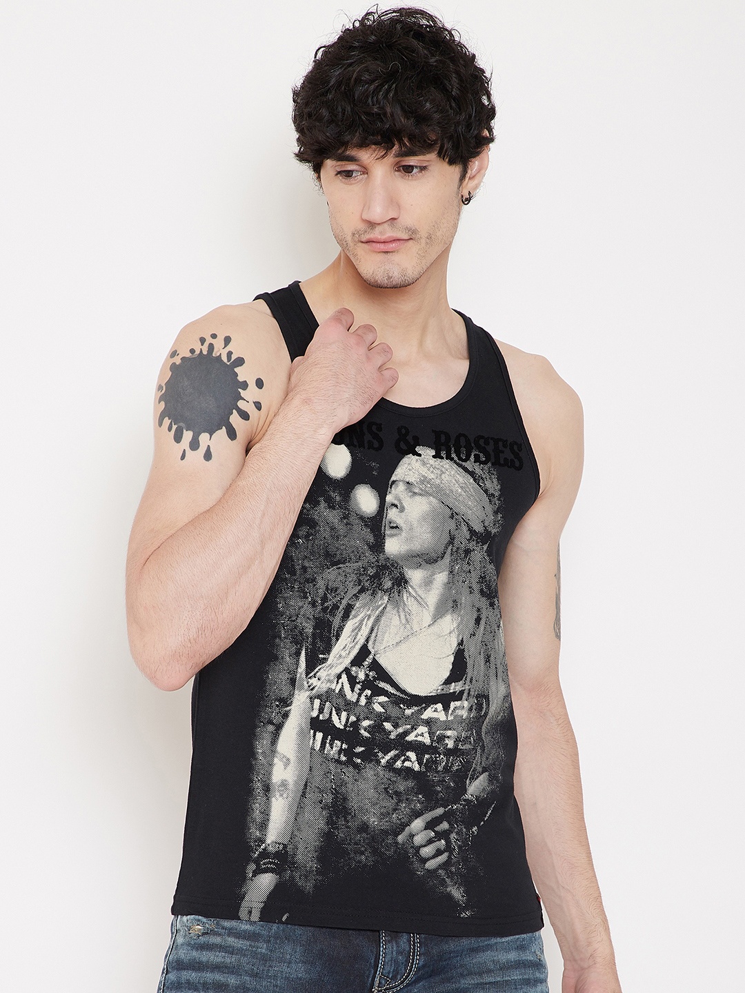 

PUNK Men Black Printed Round Neck T-shirt