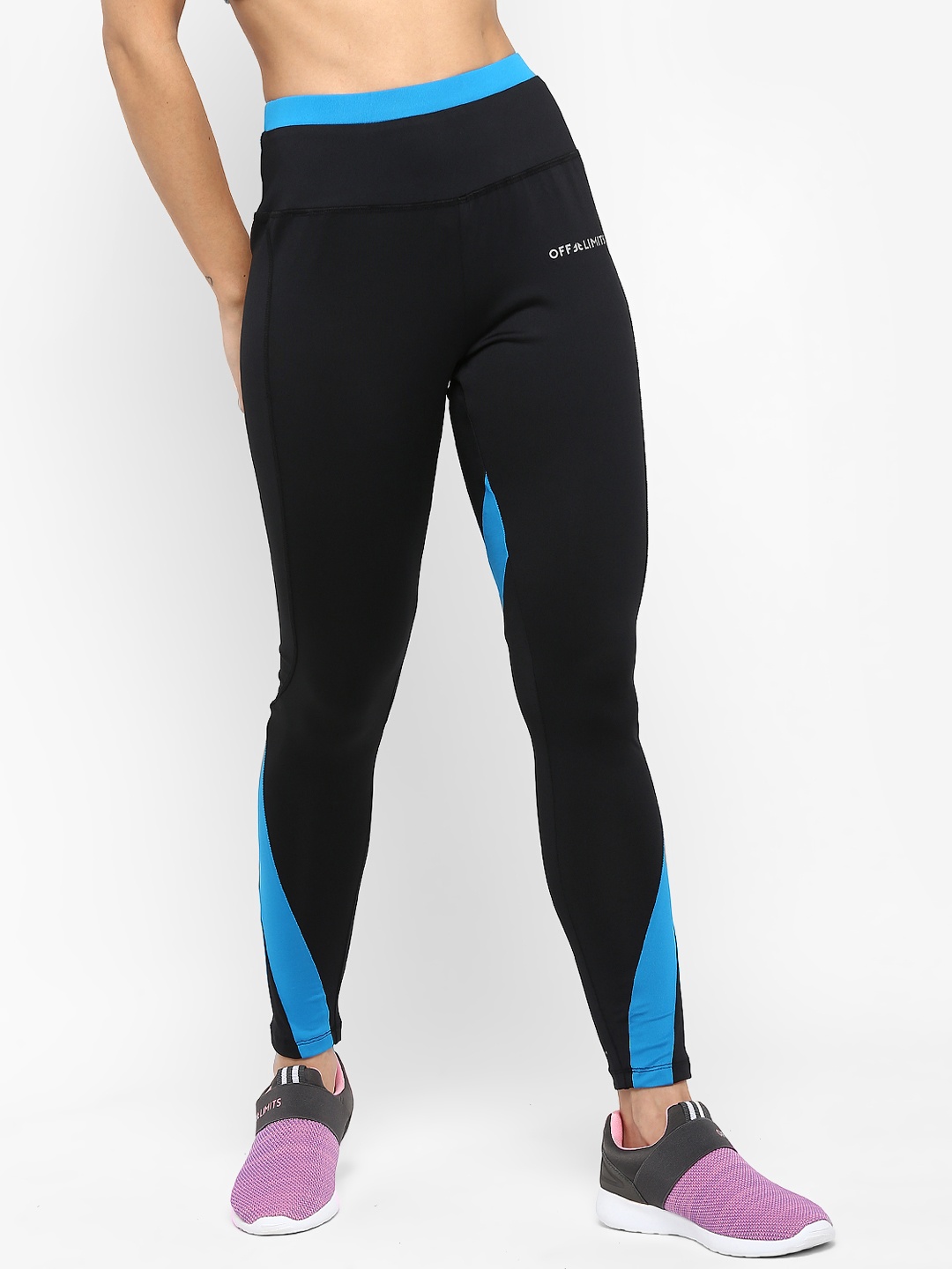 

OFF LIMITS Women Black Solid Tights