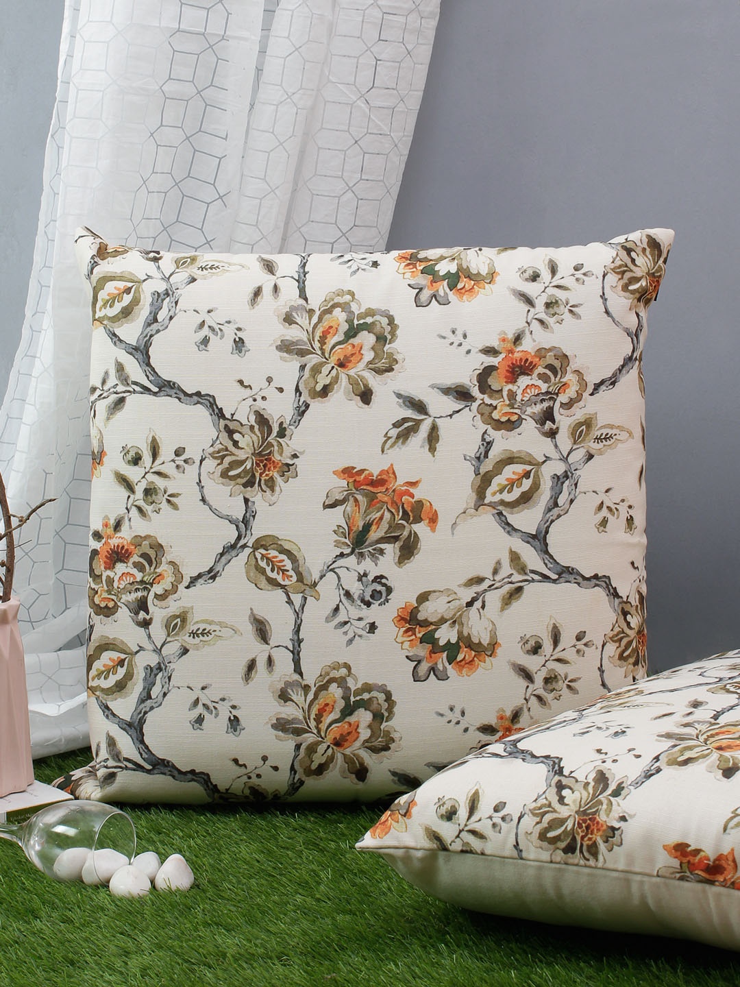 

Soumya Set of 2 White & Taupe Floral Square Cushion Covers
