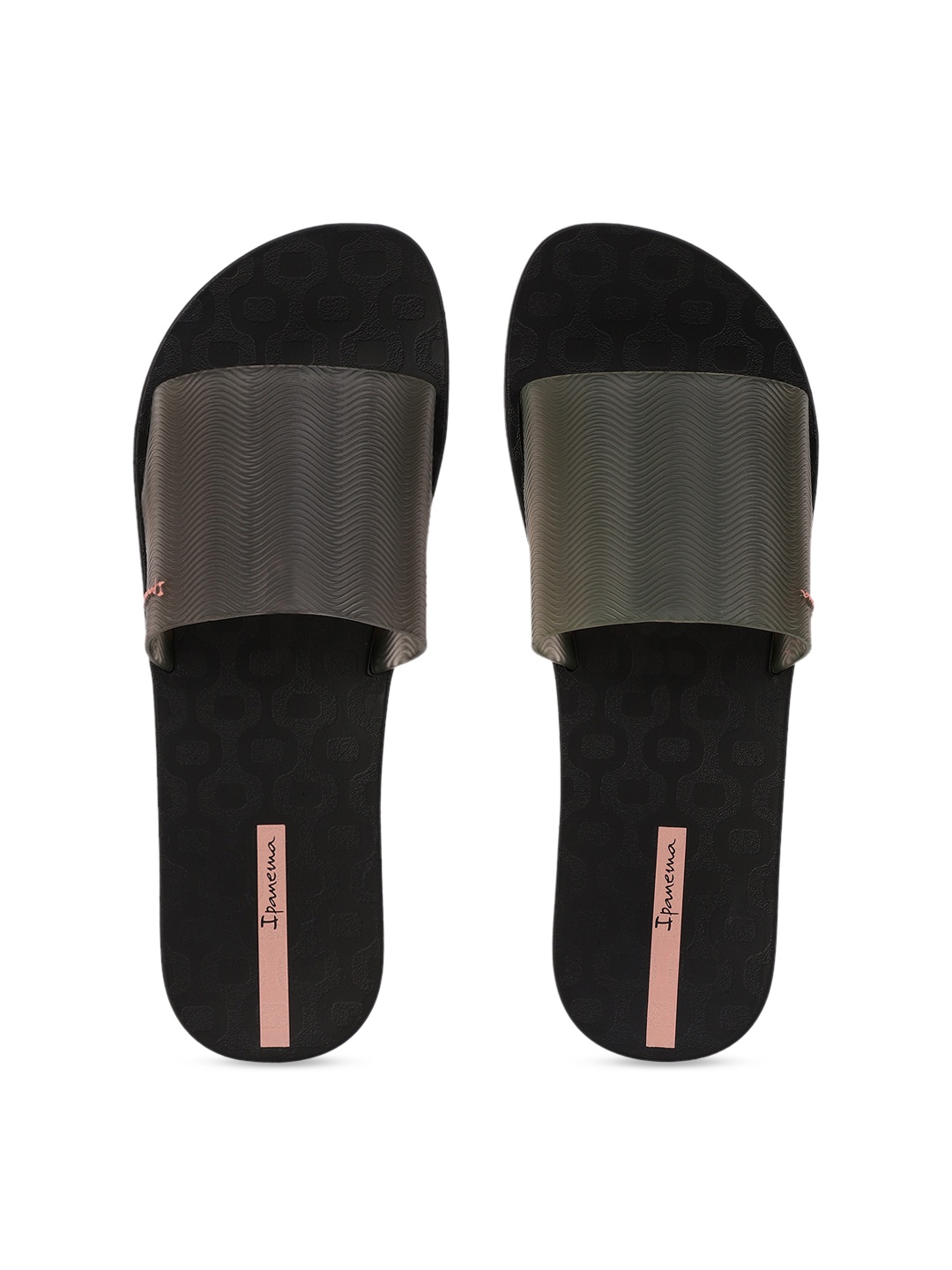 

iPanema Women Black Self Design Sliders