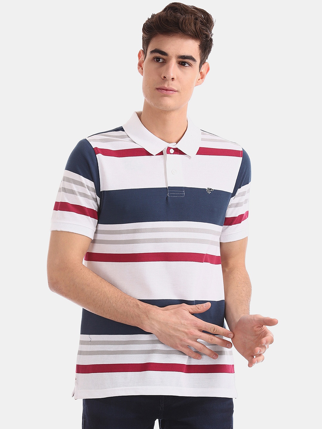 

Ruggers Men White & Blue Striped Polo Collar T-shirt