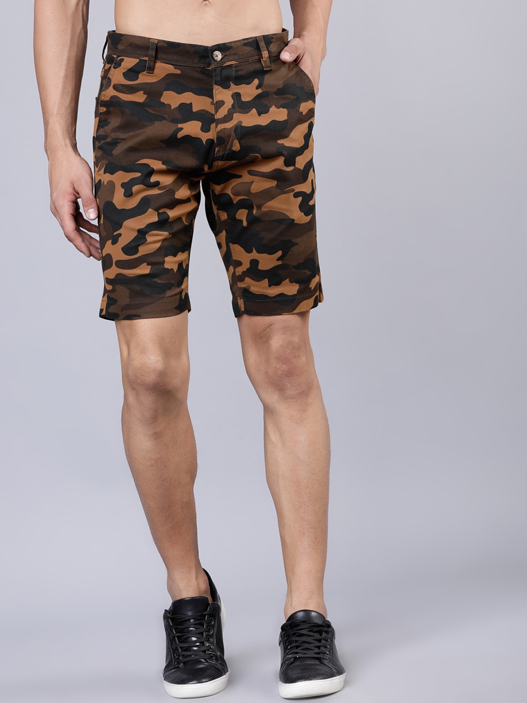 

HIGHLANDER Men Khaki Camouflage Printed Slim Fit Regular Shorts