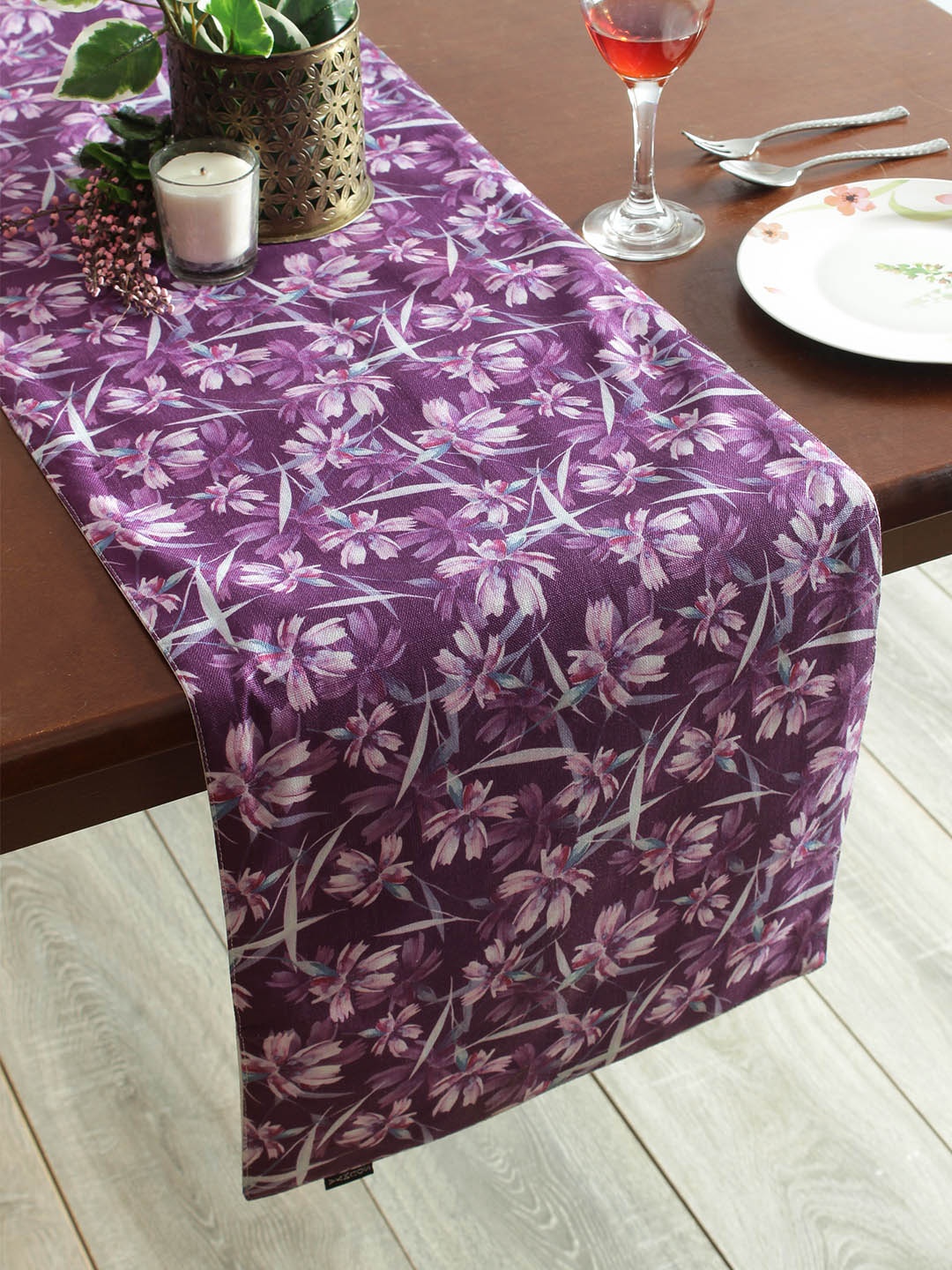 Soumya Purple Printed 200TC 6-Seater Table Runner