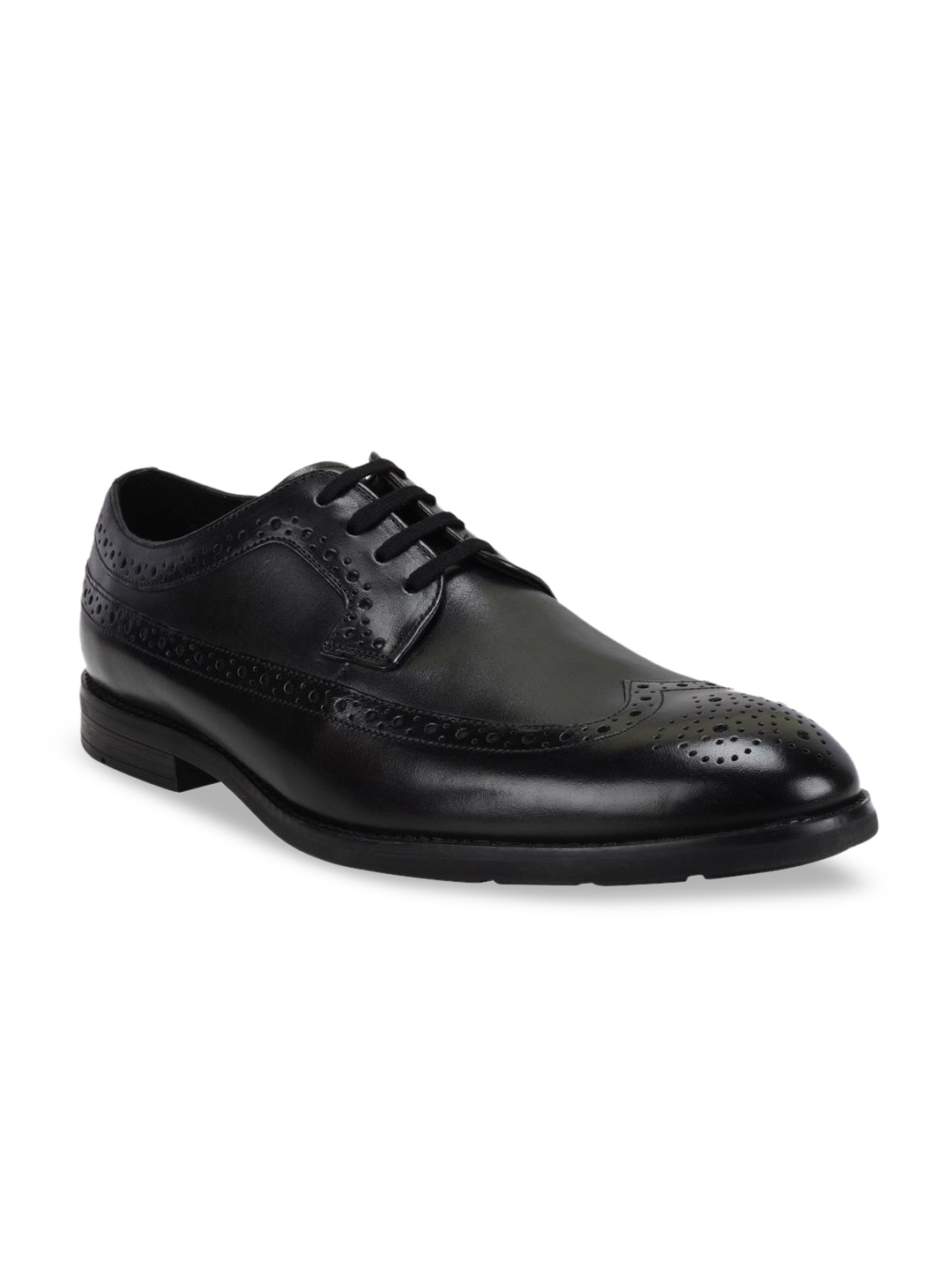 

Clarks Men Black Solid Leather Formal Brogues