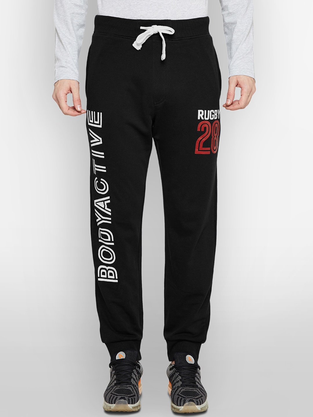 

BODYACTIVE Men Black Solid Straight Fit Joggers