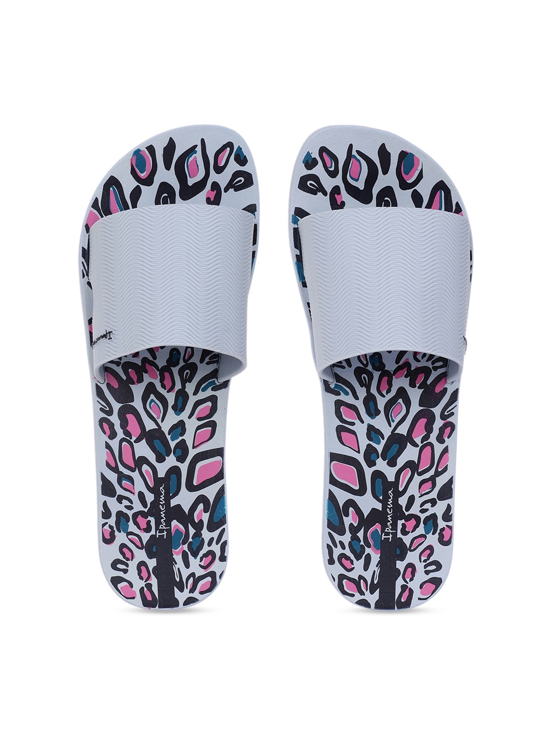

iPanema Women Blue Printed Sliders