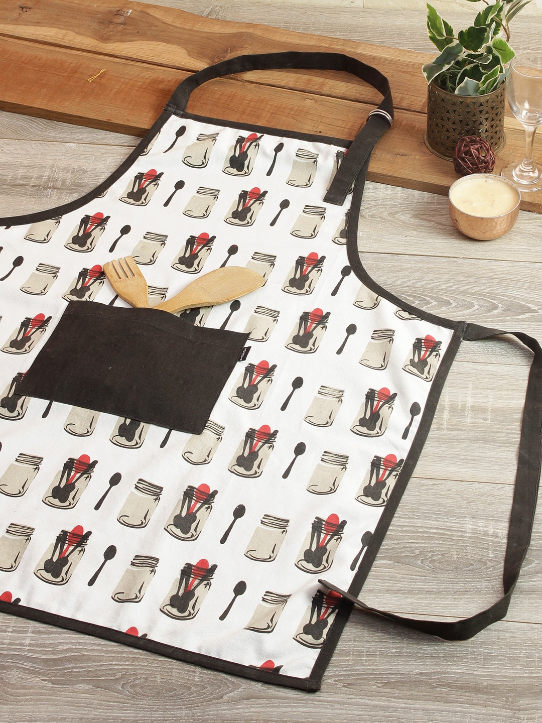 Soumya Unisex Black & White Printed 200TC Cotton Apron