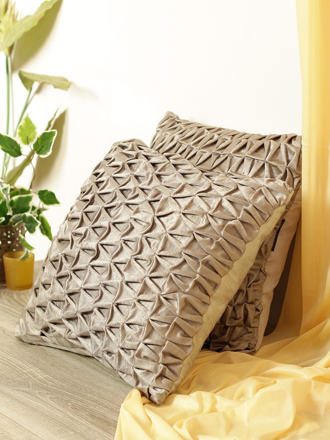 

ROMEE Silver-Toned Set of 2 Geometric Square Cushion Covers