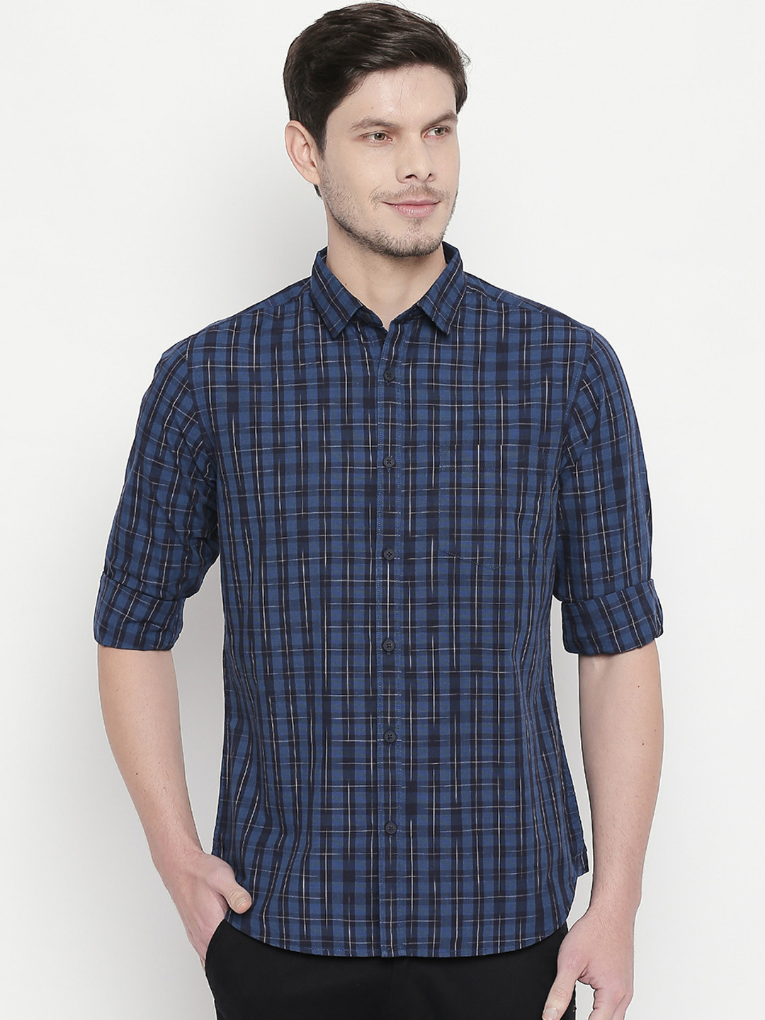 

BYFORD by Pantaloons Men Blue Slim Fit Checked Casual Shirt
