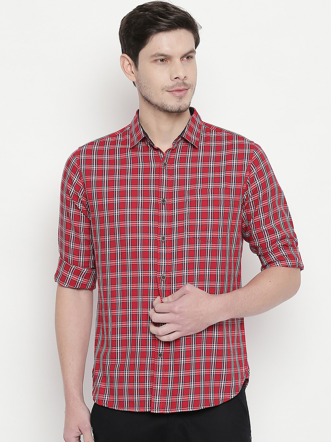 

BYFORD by Pantaloons Men Red & White Slim Fit Checked Casual Shirt