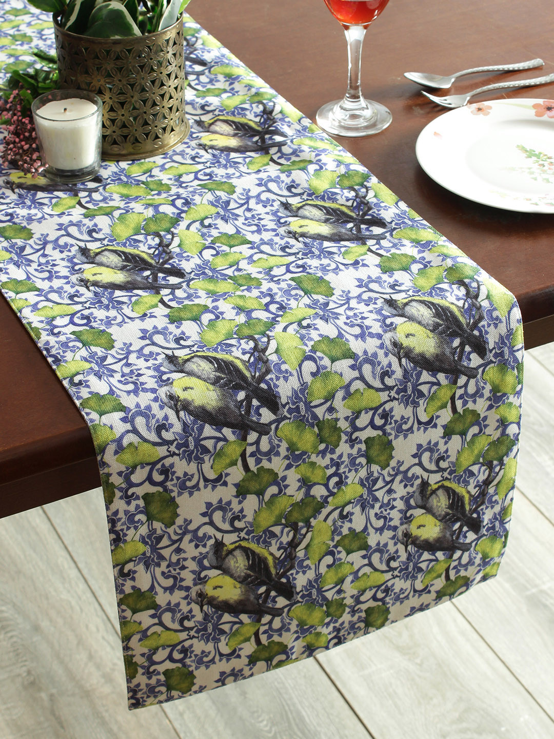 

Soumya Green & Blue Printed 200TC 6-Seater Table Runner