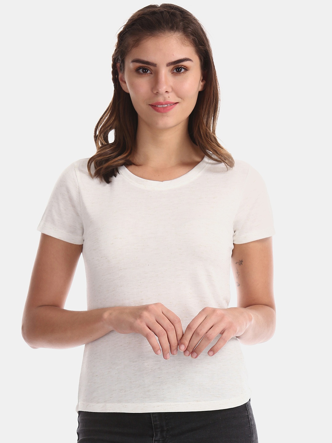 

Flying Machine Women White Solid Round Neck T-shirt
