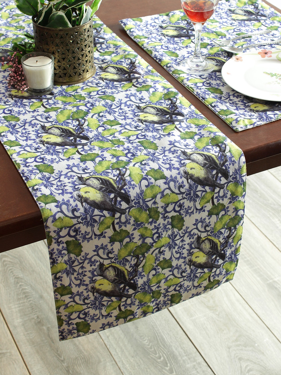 

Soumya Set of 7 Green & Blue Printed 6 Seater Table Placemats With Runner