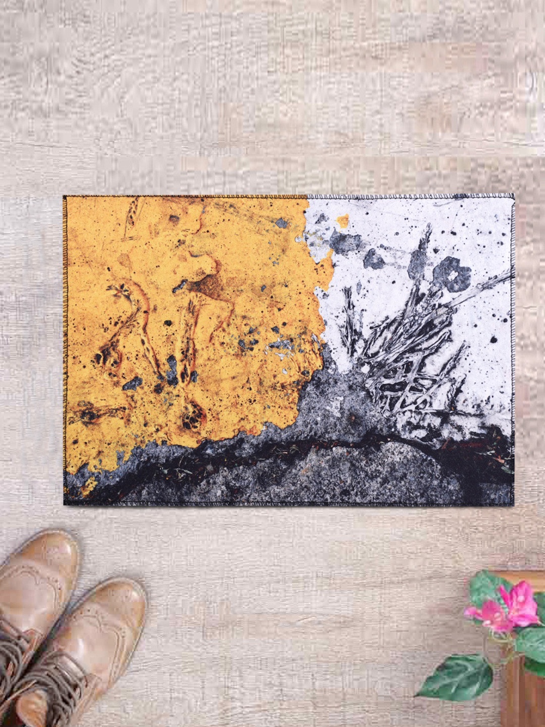 

ROMEE Yellow & Grey Printed Anti-Skid Doormat