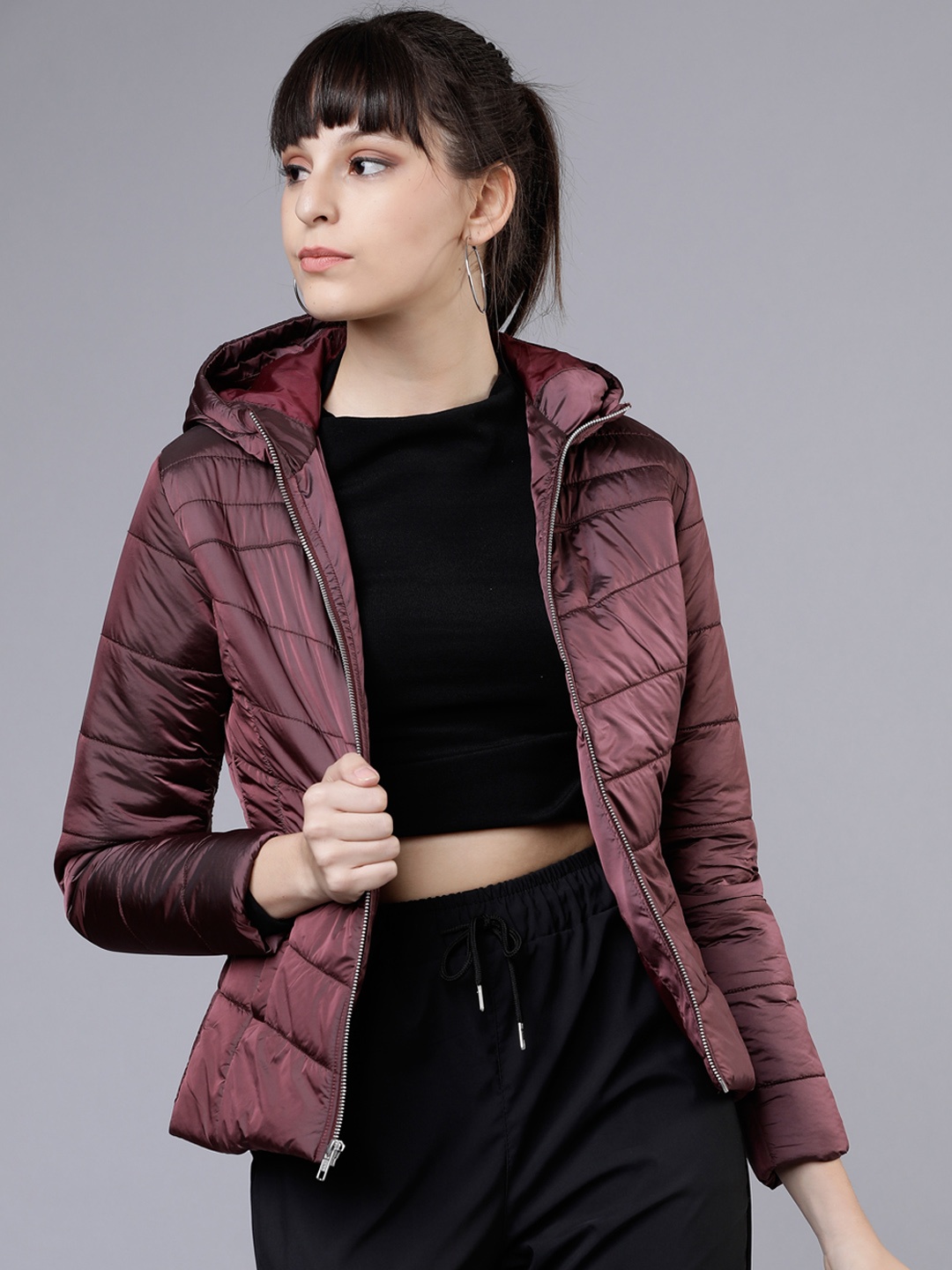 

Tokyo Talkies Women Burgundy Solid Hooded Padded Jacket