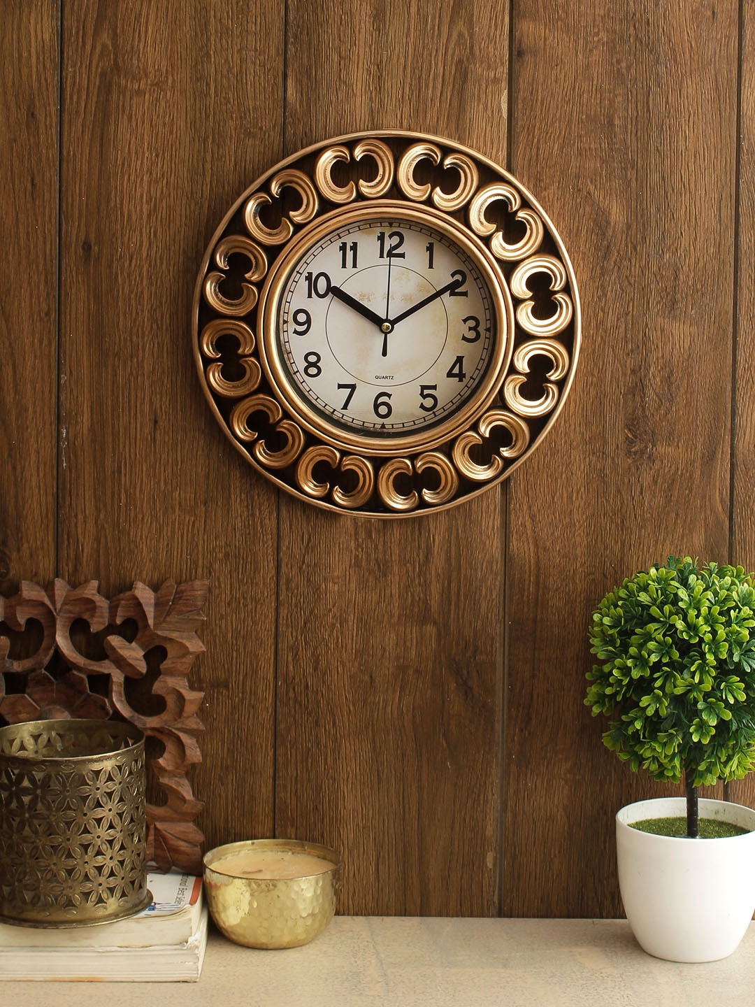 

House Of Accessories Off-White Round Solid Analogue Wall Clock