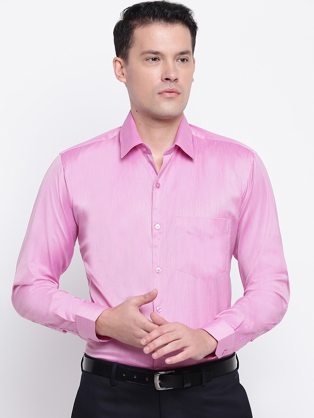 

Hancock Men Pink Slim Fit Solid Formal Shirt