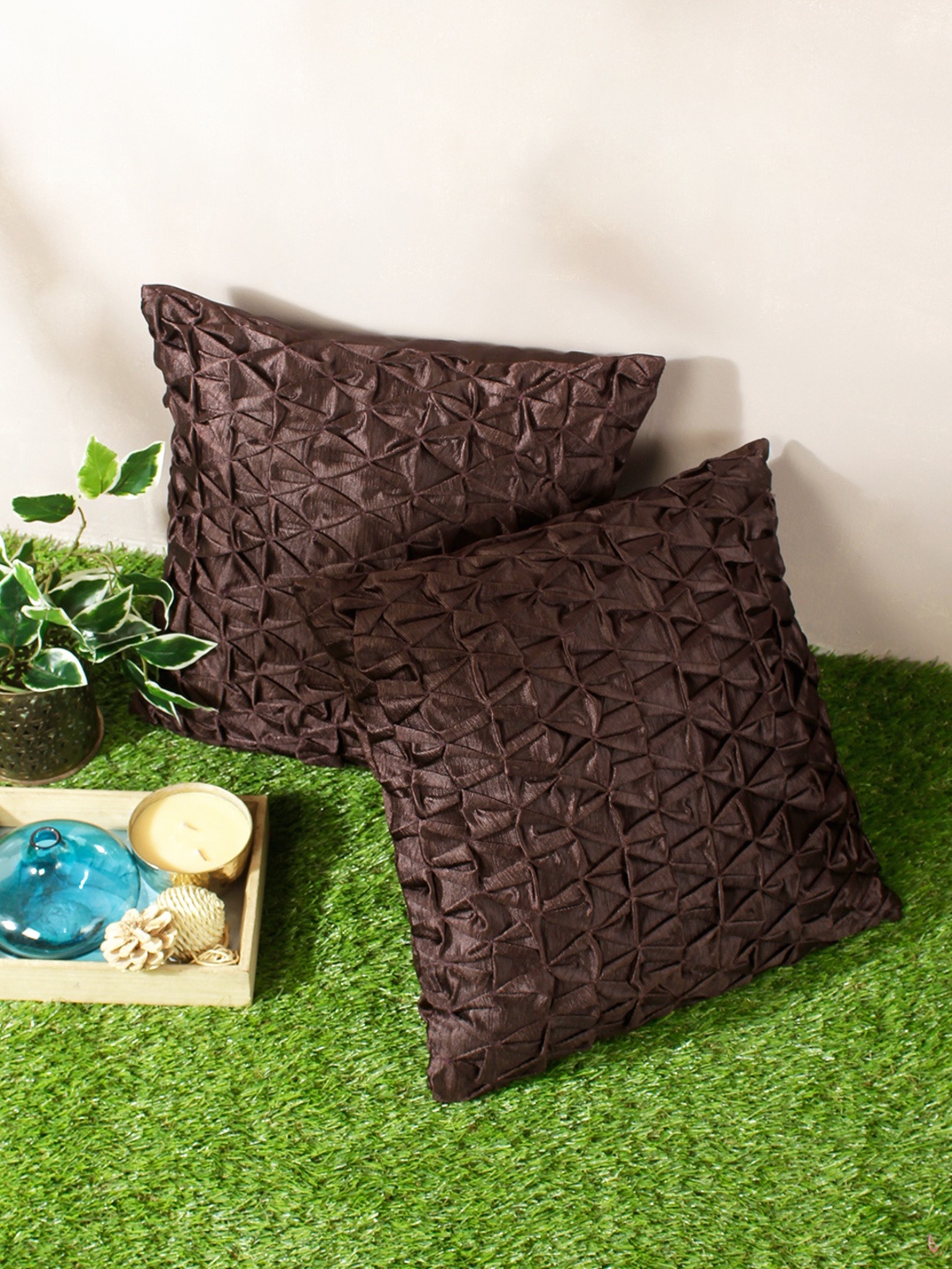 ROMEE Brown Set of 2 Geometric Square Cushion Covers