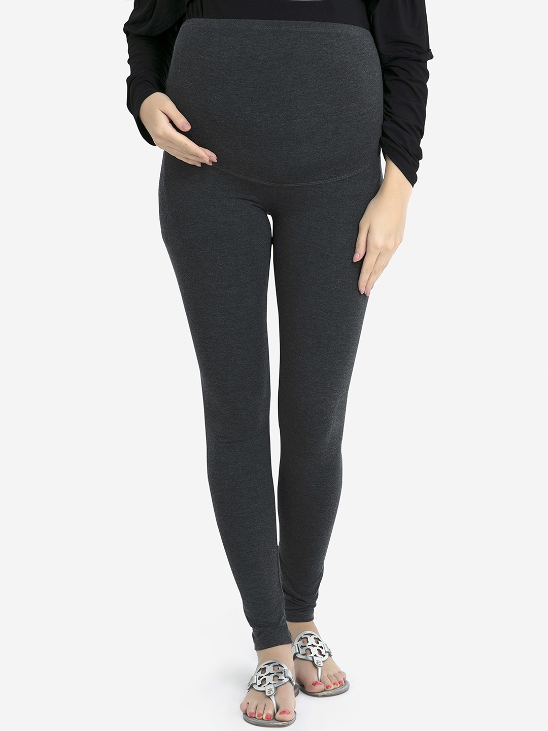 

Blush 9 Maternity Women Black Solid Ankle-Length Maternity Leggings