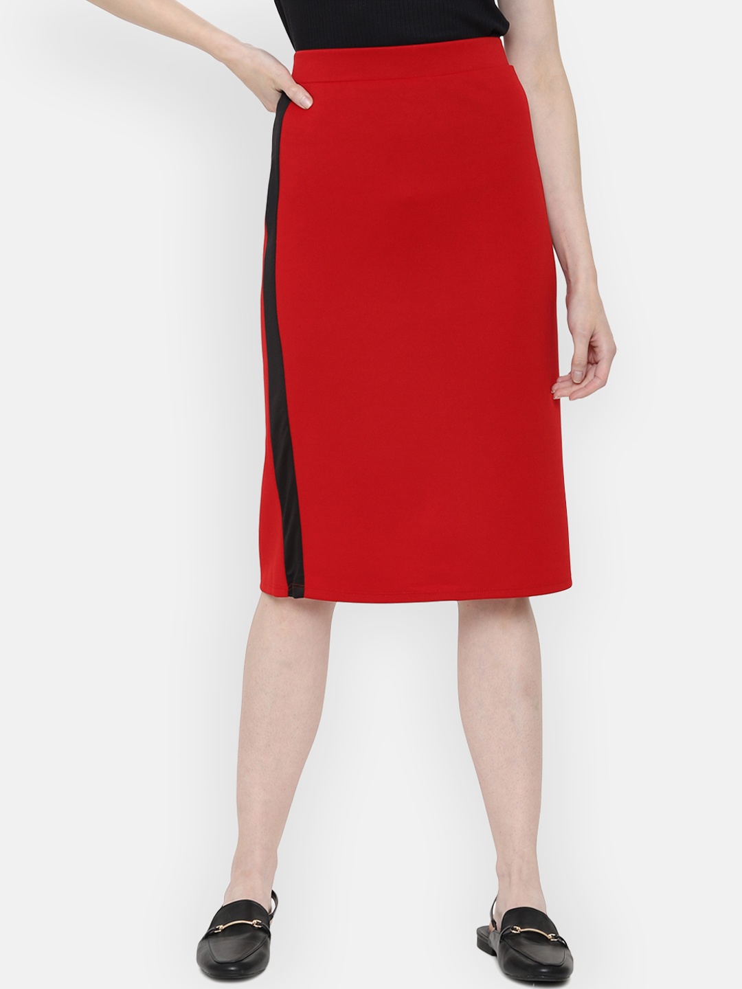 

People Women Red Solid Straight Knee Length Skirt