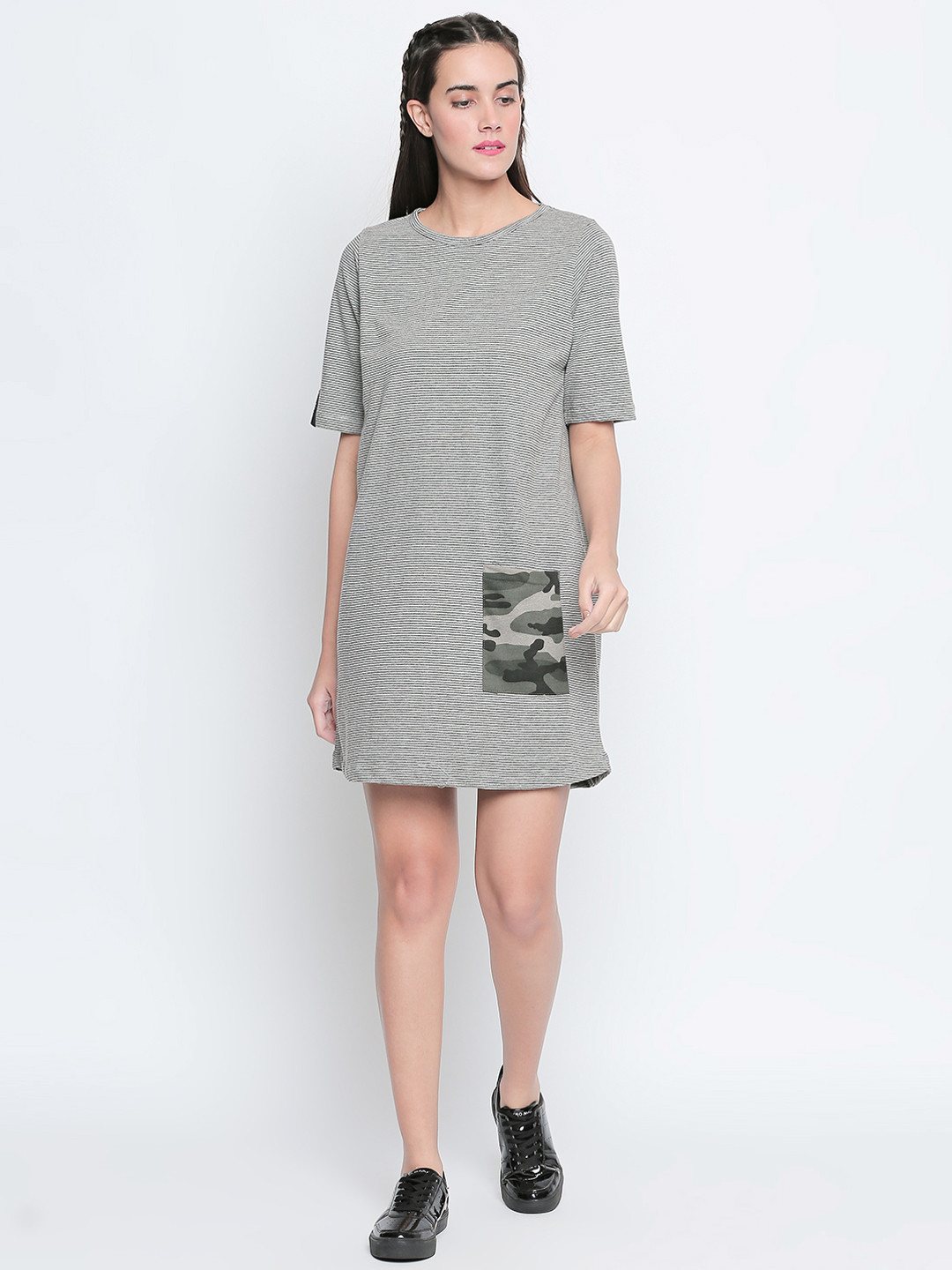 

Disrupt Women Grey Melange & Black T-shirt Dress