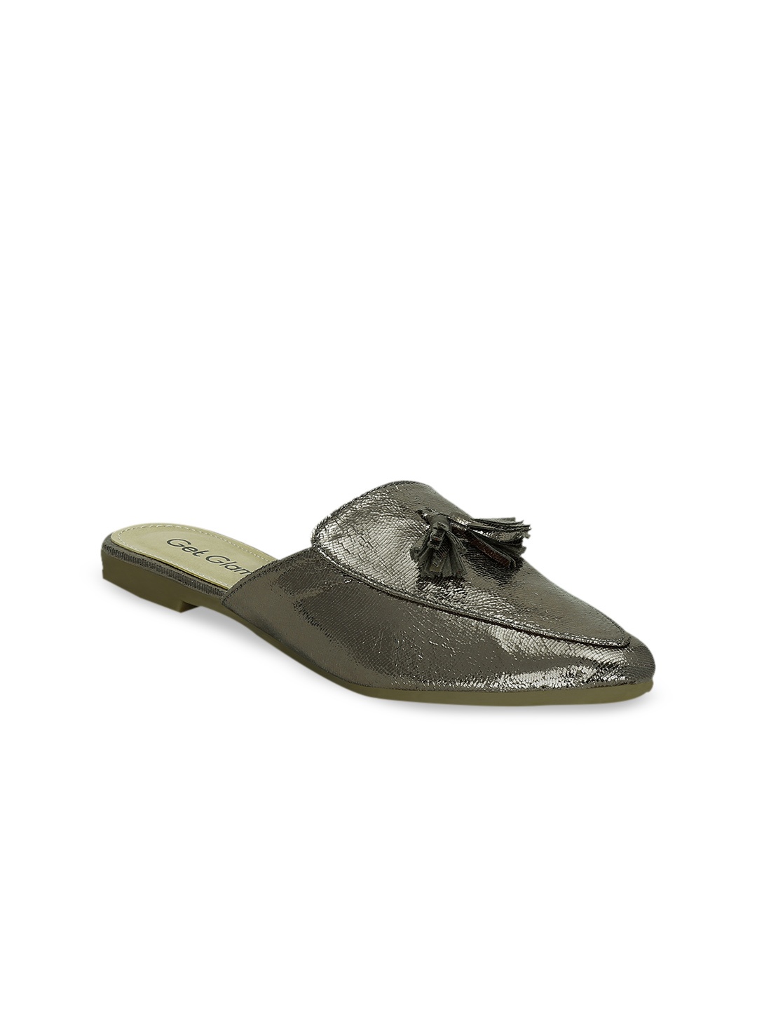 

Get Glamr Women Grey Solid Mules