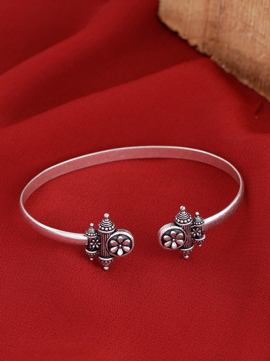 

Voylla Women Silver-Plated Oxidised Cuff Bracelet