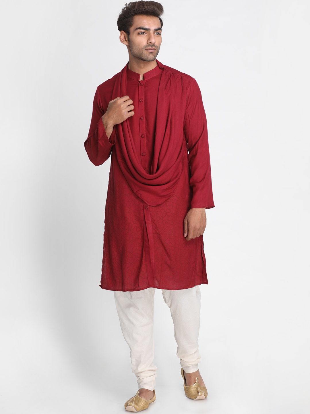 

Nakshi Men Maroon Printed Straight Kurta